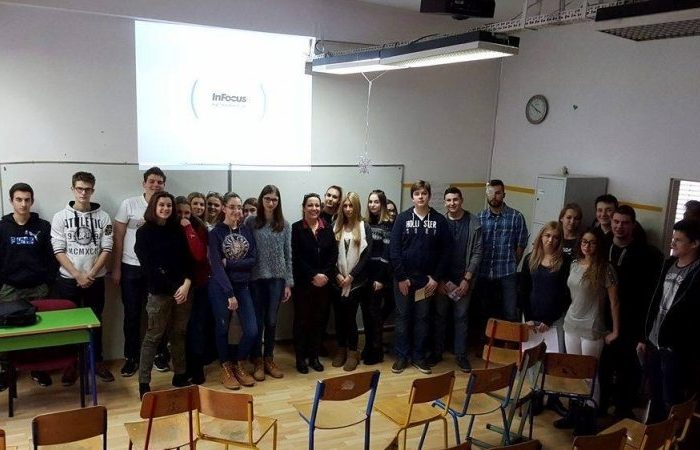 Predavanje izraelske diplomatkinje PPG prva privatna gimnazija zagreb