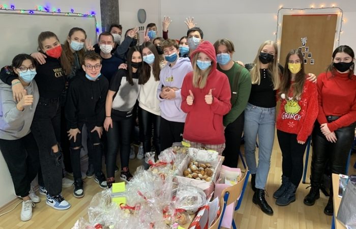 Božićno druženje 2021. | Prva privatna gimnazija zagreb