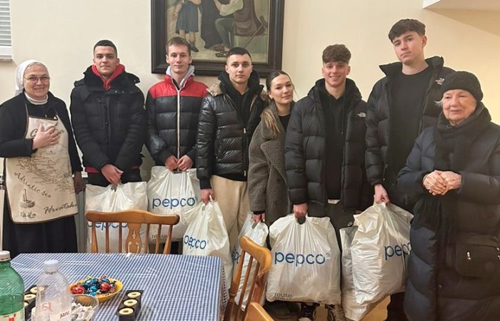 Donirali smo donje rublje beskućnicima PPG prva privatna gimnazija zagreb