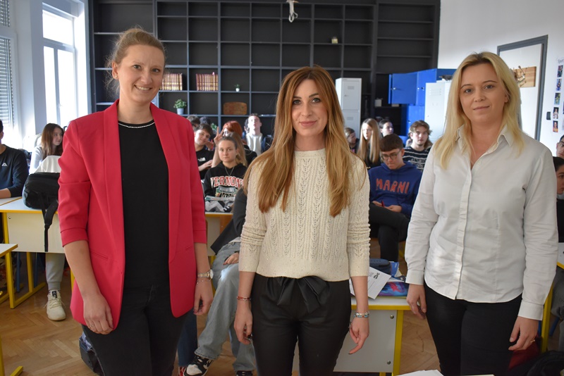 Edukativna radionica za maturante: I moj glas je bitan! | Prva privatna gimnazija zagreb