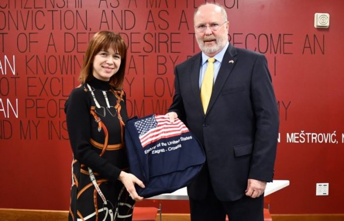 Posjet Veleposlanstvu SAD-a u Zagrebu | Prva privatna gimnazija zagreb