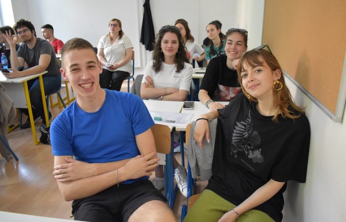 Predavanje Likovne grupe o projektu "Dva lica muzeja: domaćin i gost" | Prva privatna gimnazija zagreb