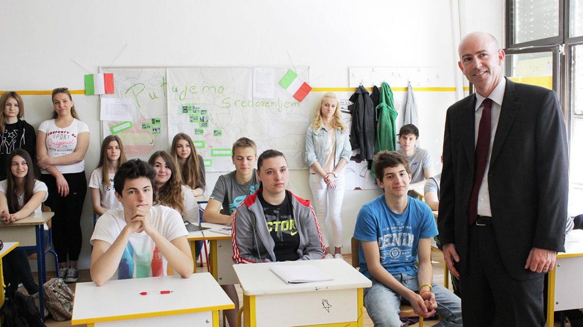 Predavanje američkog diplomata o istraživanju svemira PPG prva privatna gimnazija zagreb