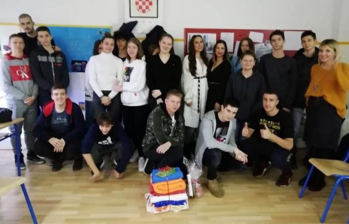 Predavanje o udomljavanju na nastavi etike PPG prva privatna gimnazija zagreb