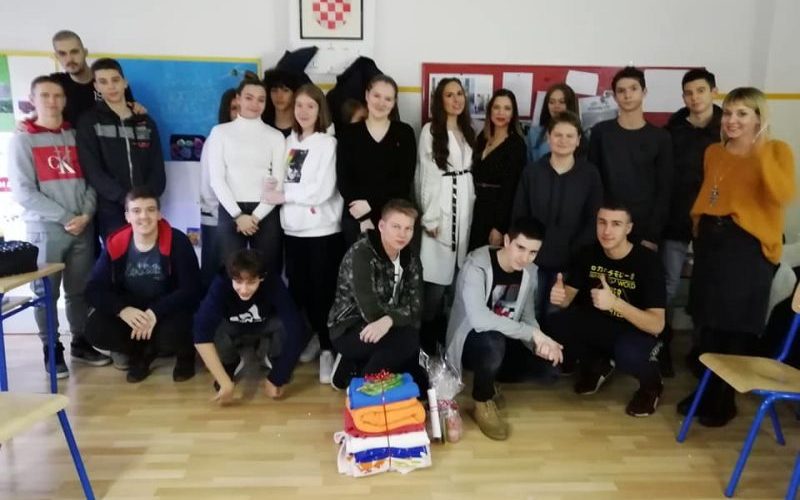 Predavanje o udomljavanju na nastavi etike PPG prva privatna gimnazija zagreb