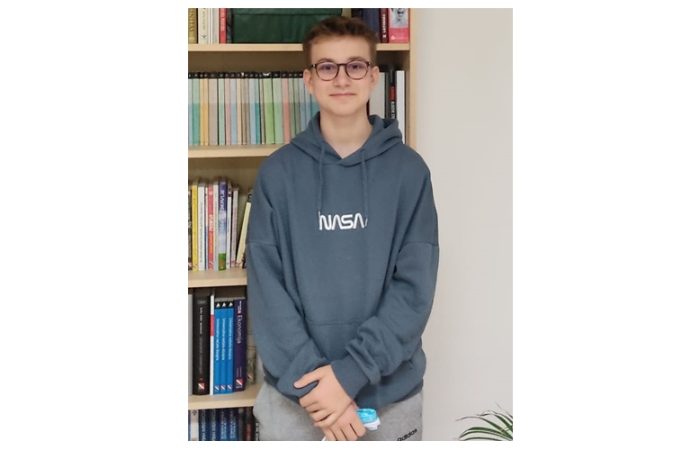 Ivan je hrvatski kadetski reprezentativac u hokeju! PPG prva privatna gimnazija zagreb