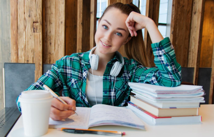 Jesenski rok i upisi u više razrede PPG prva privatna gimnazija zagreb