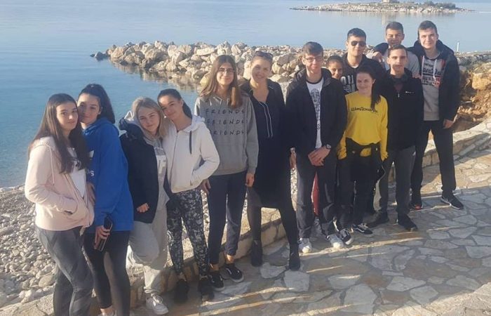 Obuka iz Prve pomoći PPG prva privatna gimnazija zagreb